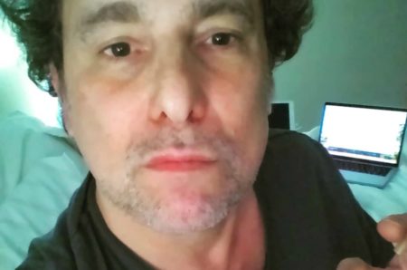 Calamaro a los 57 OYR