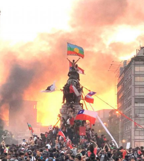 Manifestación en Plaza Italia de Chile - OYR